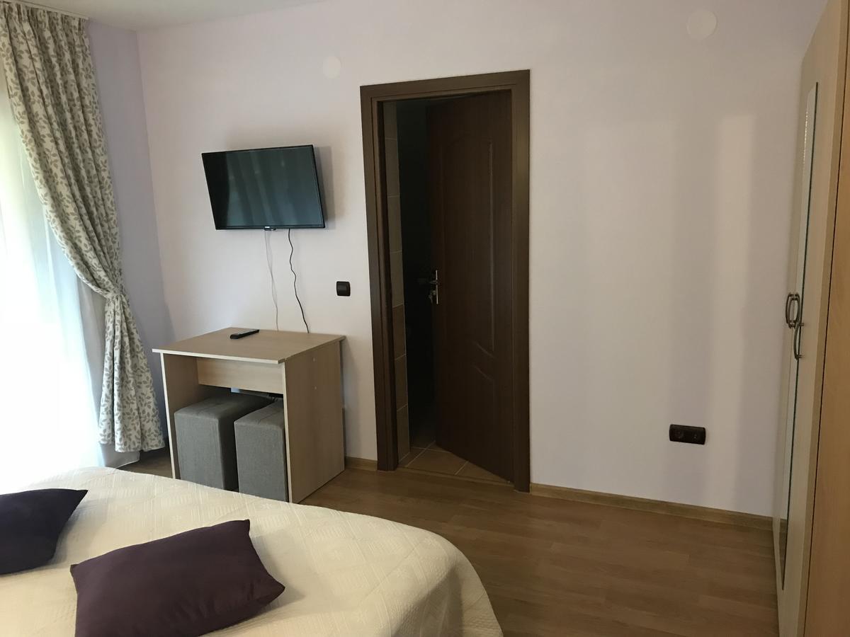 Pensiunea Granada Covasna Buitenkant foto