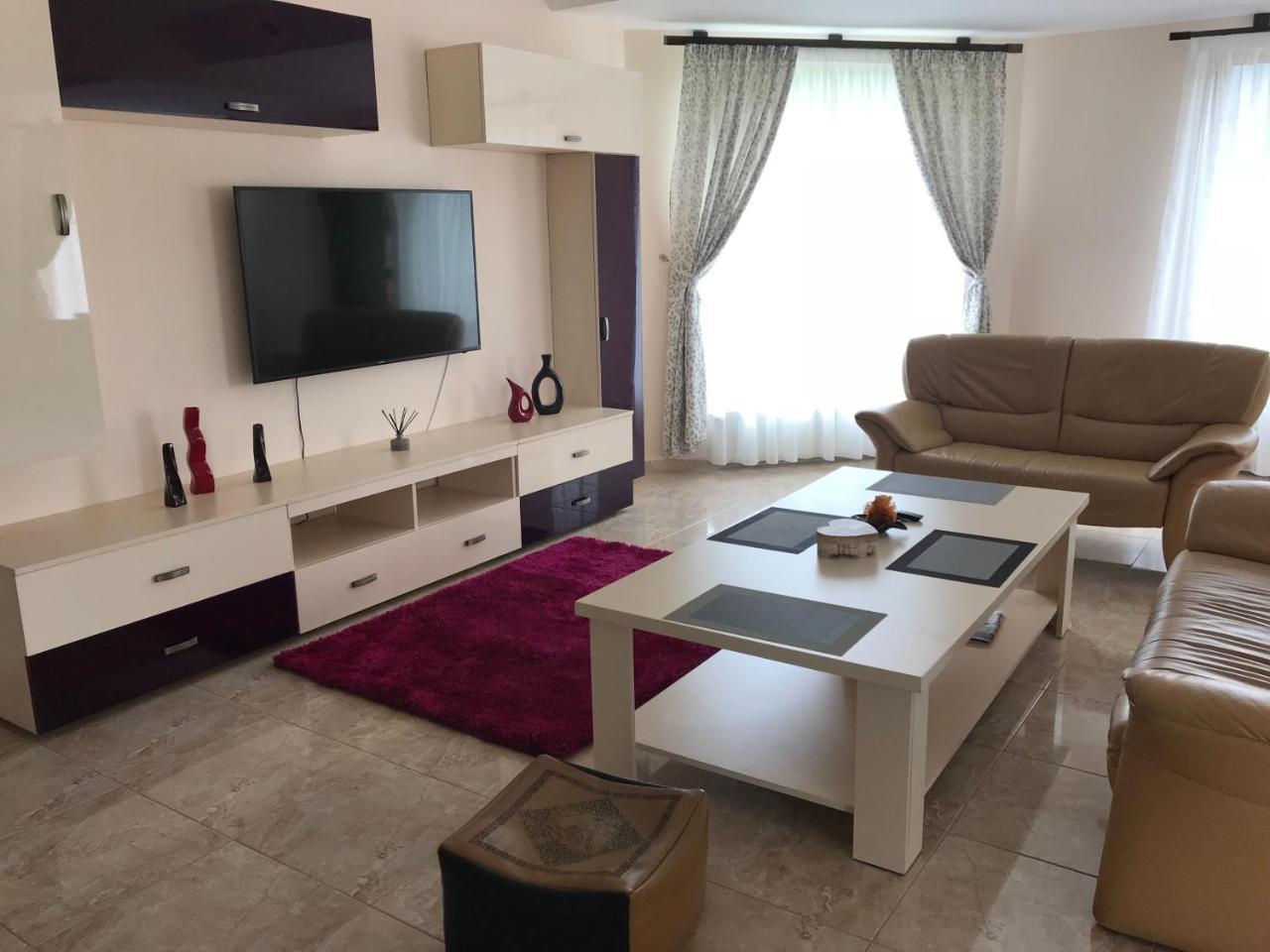 Pensiunea Granada Covasna Buitenkant foto